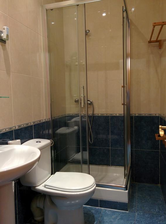 Estudios Pelayo Guest House บาร์เซโลนา ห้อง รูปภาพ