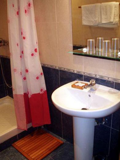 Estudios Pelayo Guest House บาร์เซโลนา ภายนอก รูปภาพ